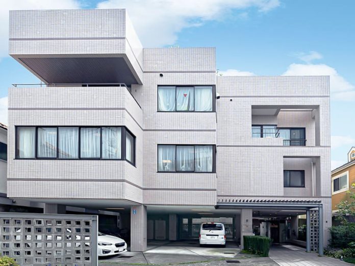 住宅型有料老人ホームに併設する訪問介護・デイサービス介護職員大募集！